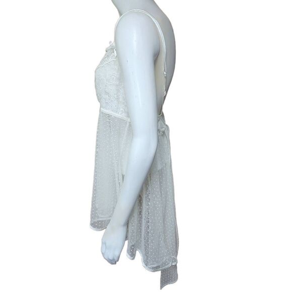 In Bloom by Jonquil Cream Polka Dot Mesh Babydoll Chemise (L) - Picture 3 of 5